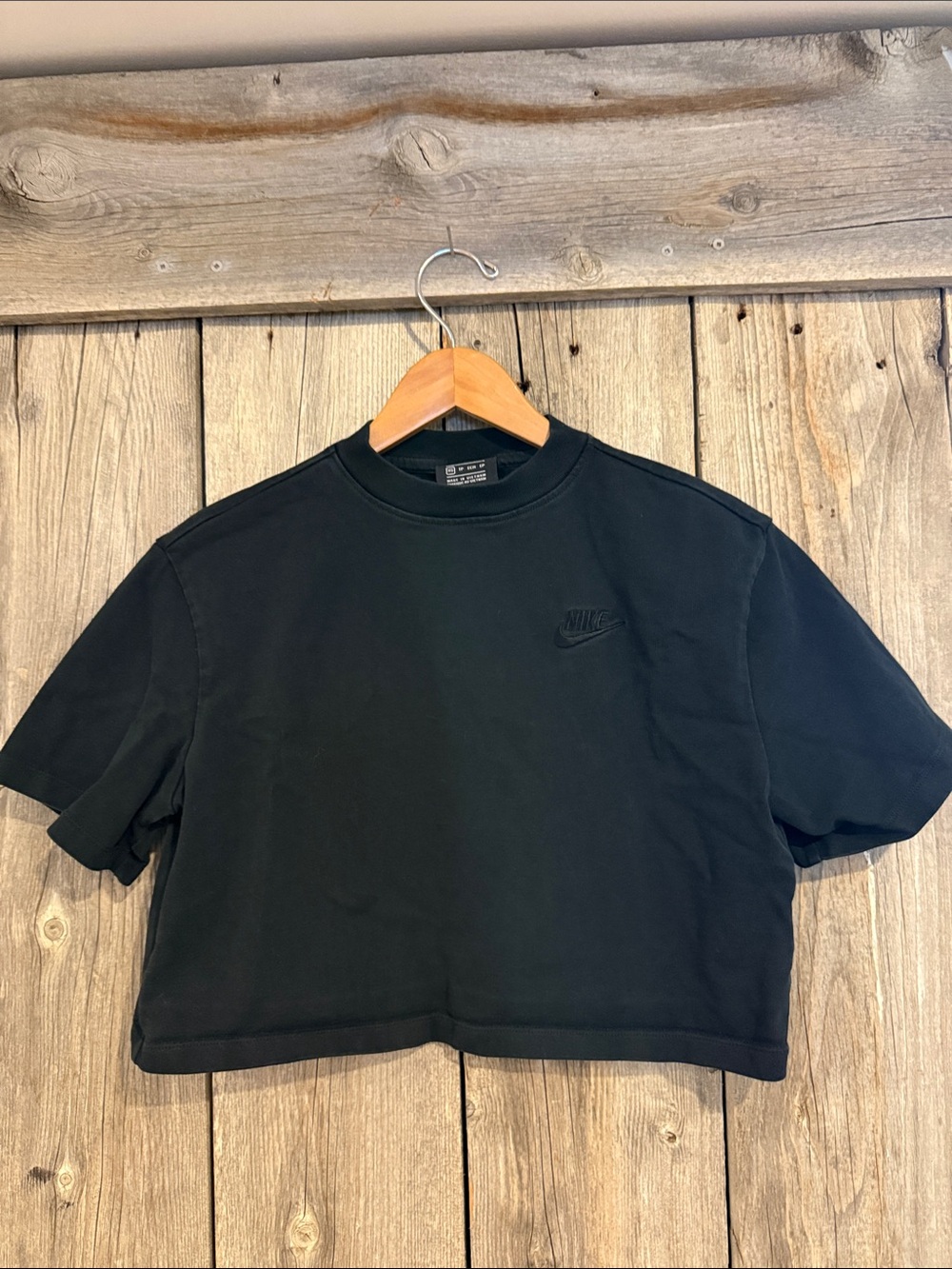 Nike Black Cropped Crew Tee - Women's Short Sleeve Top size XS